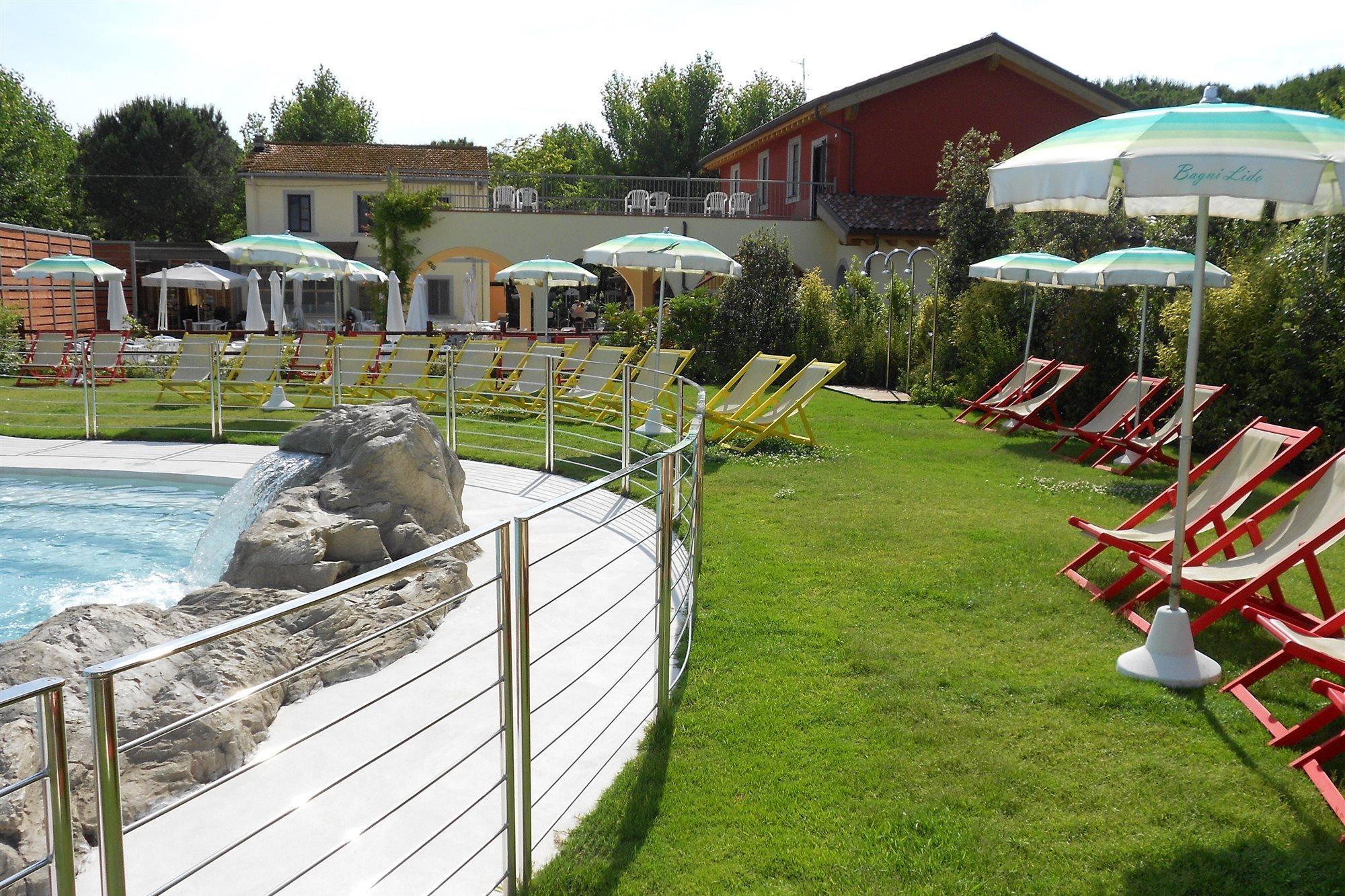 Club Del Sole Viareggio Family Collection Hotel Торе дел Лаго Пучини Екстериор снимка